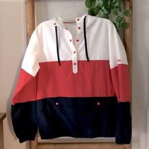 Hooded Columbia windbreaker pullover